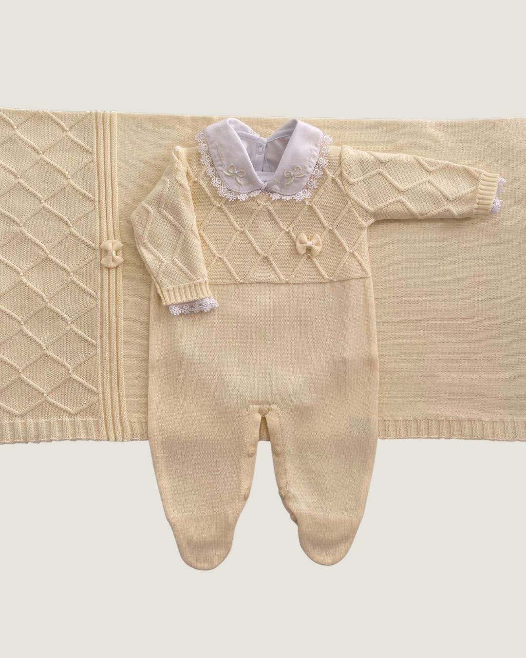 Saída Maternidade Maria Amarelo Pó