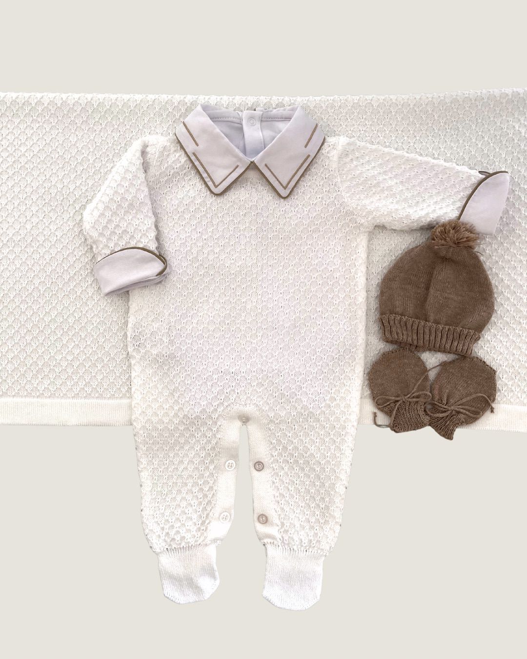 Saída Maternidade Pipoquinha Branca