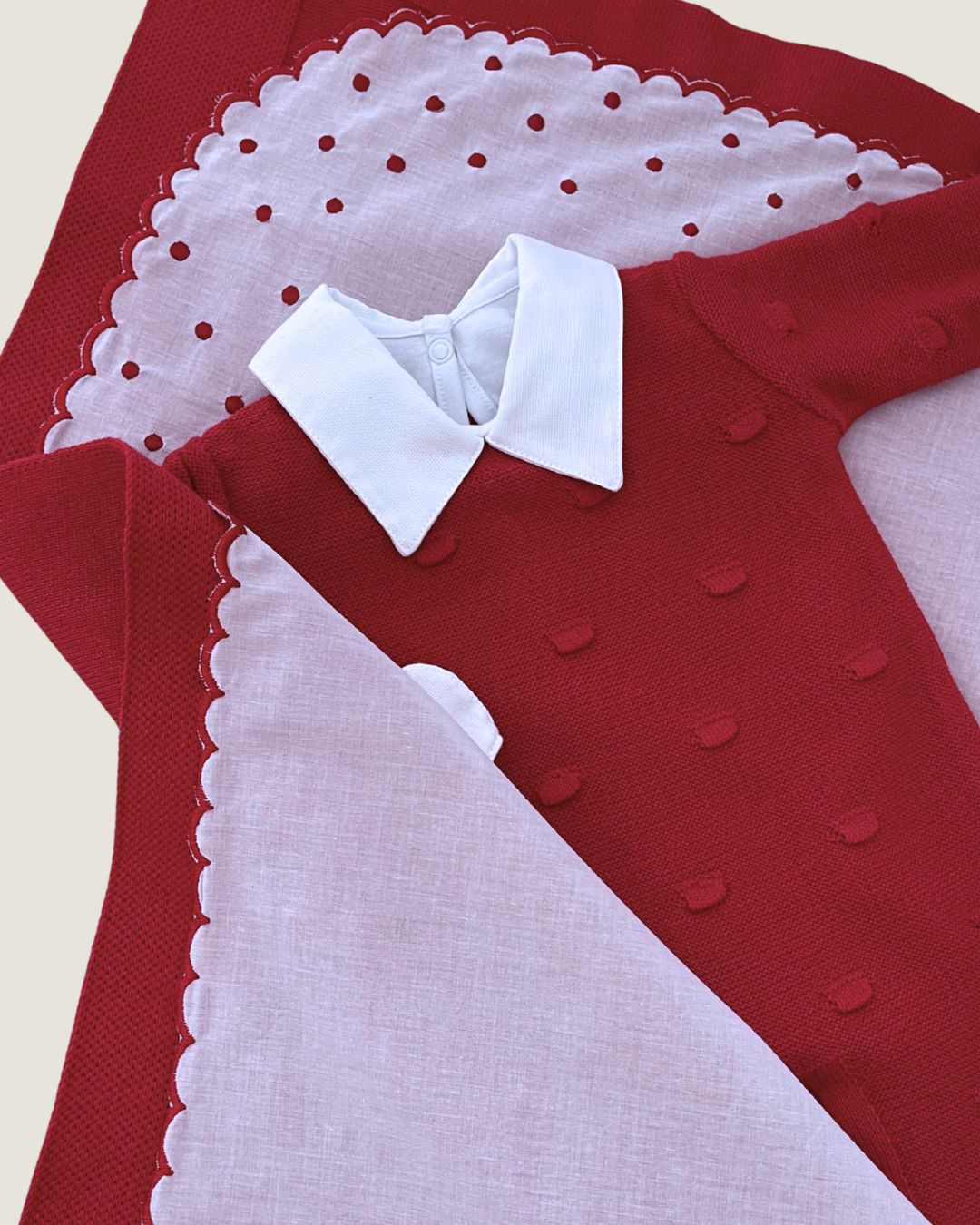 Saída Maternidade Poá Vermelha