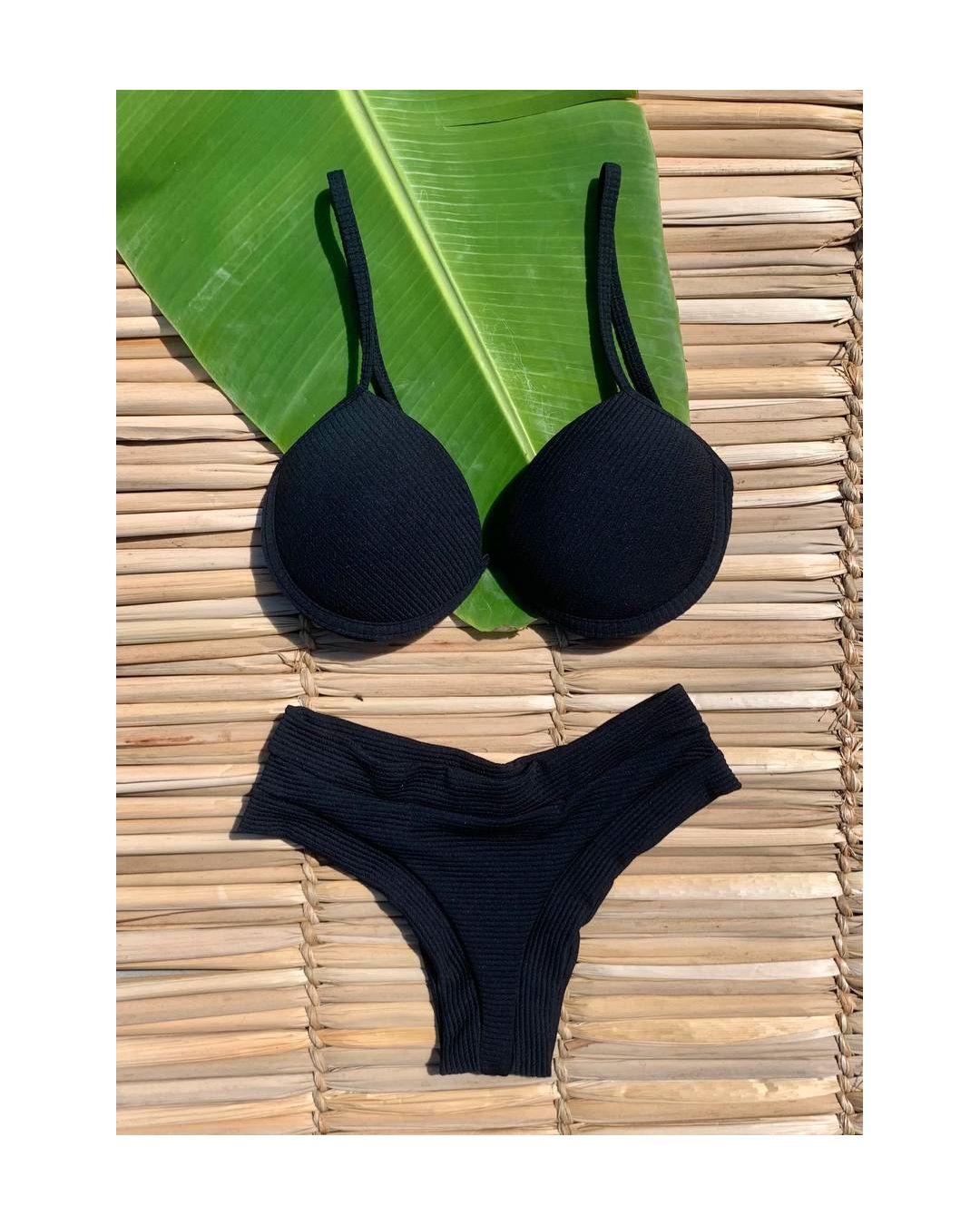 Biquíni Montenegro Comfort Preto Canelado Cintura Alta