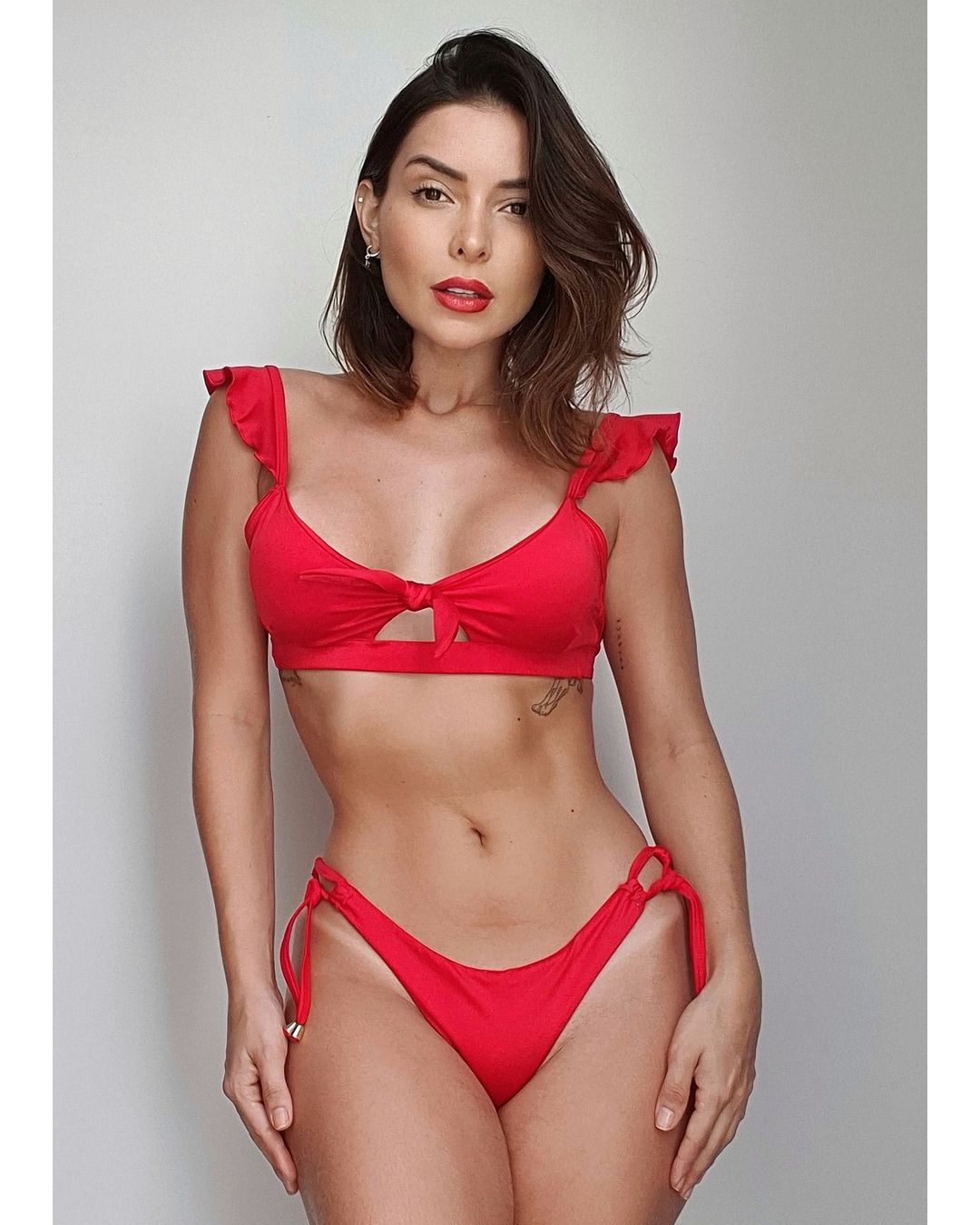 Biquíni Riviera Veneza Vermelho Com Babados e Lacinho