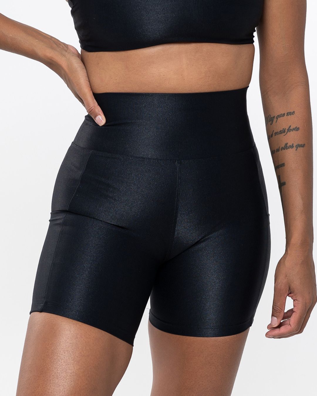 Short Fitness Feminino Preto com Bolso - 2003 - Wemove Run