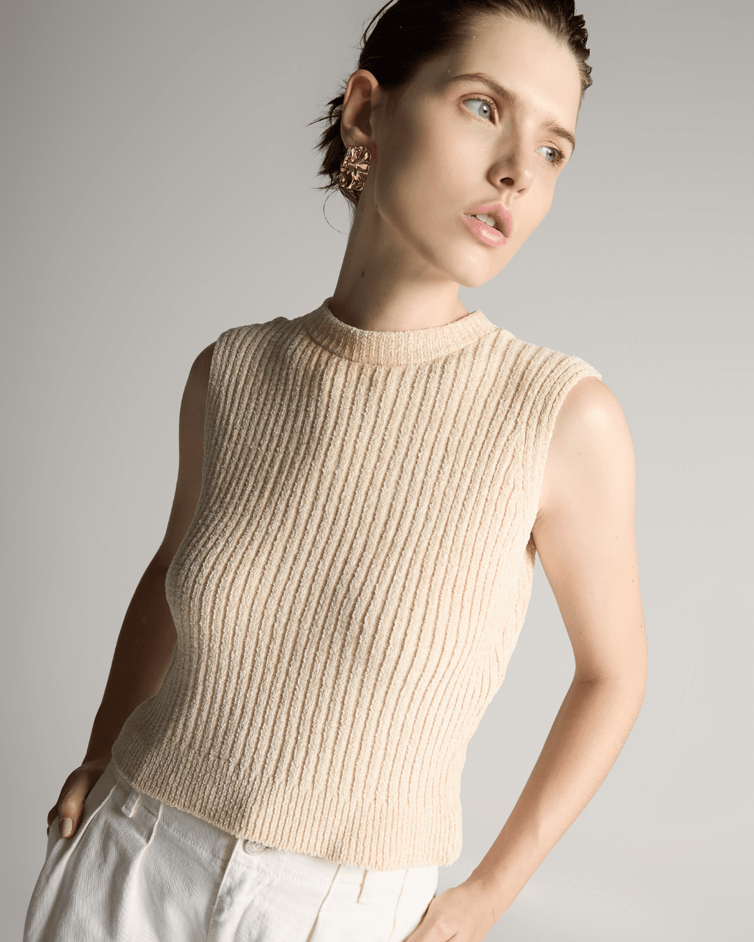 Blusa Gale Canelada Veludo Branco - Maria Pavan