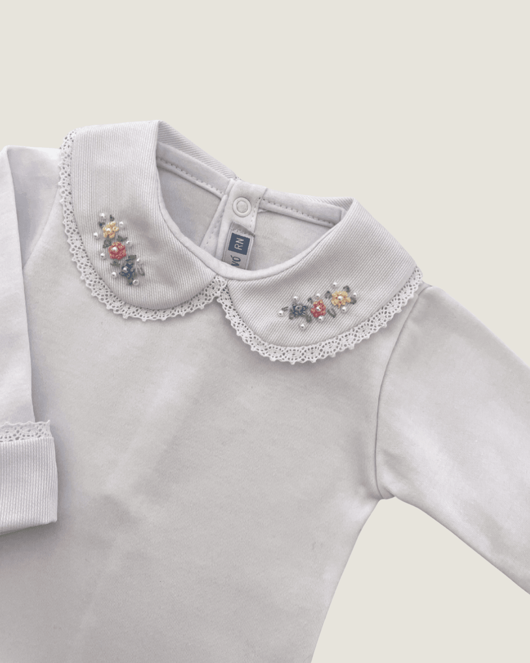 Body Paris com Bordados Rosa, Azul Bebê e Amarelo