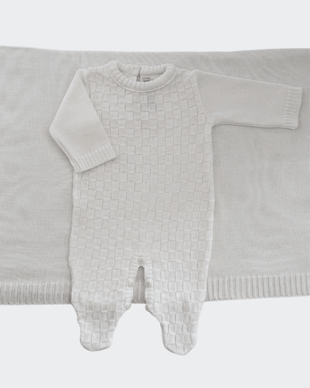 Saída Maternidade Veneza Fem. Off White.