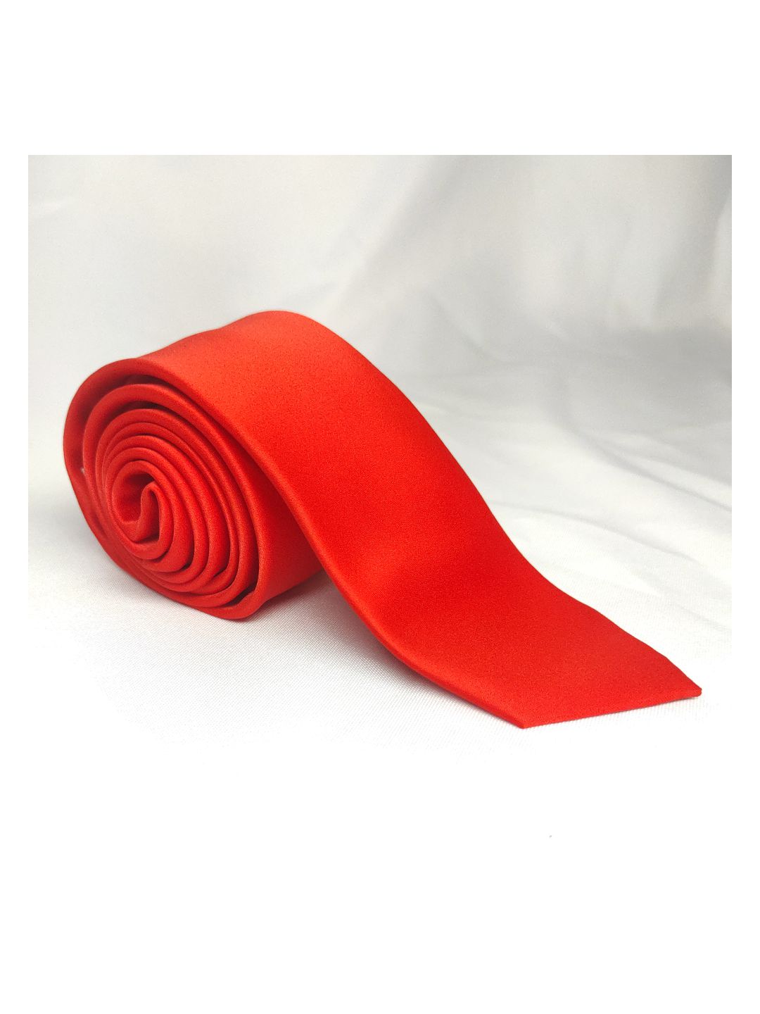 Gravata Slim Colors Vermelha - Roberto Alfaiate | Trajes fino sob medida