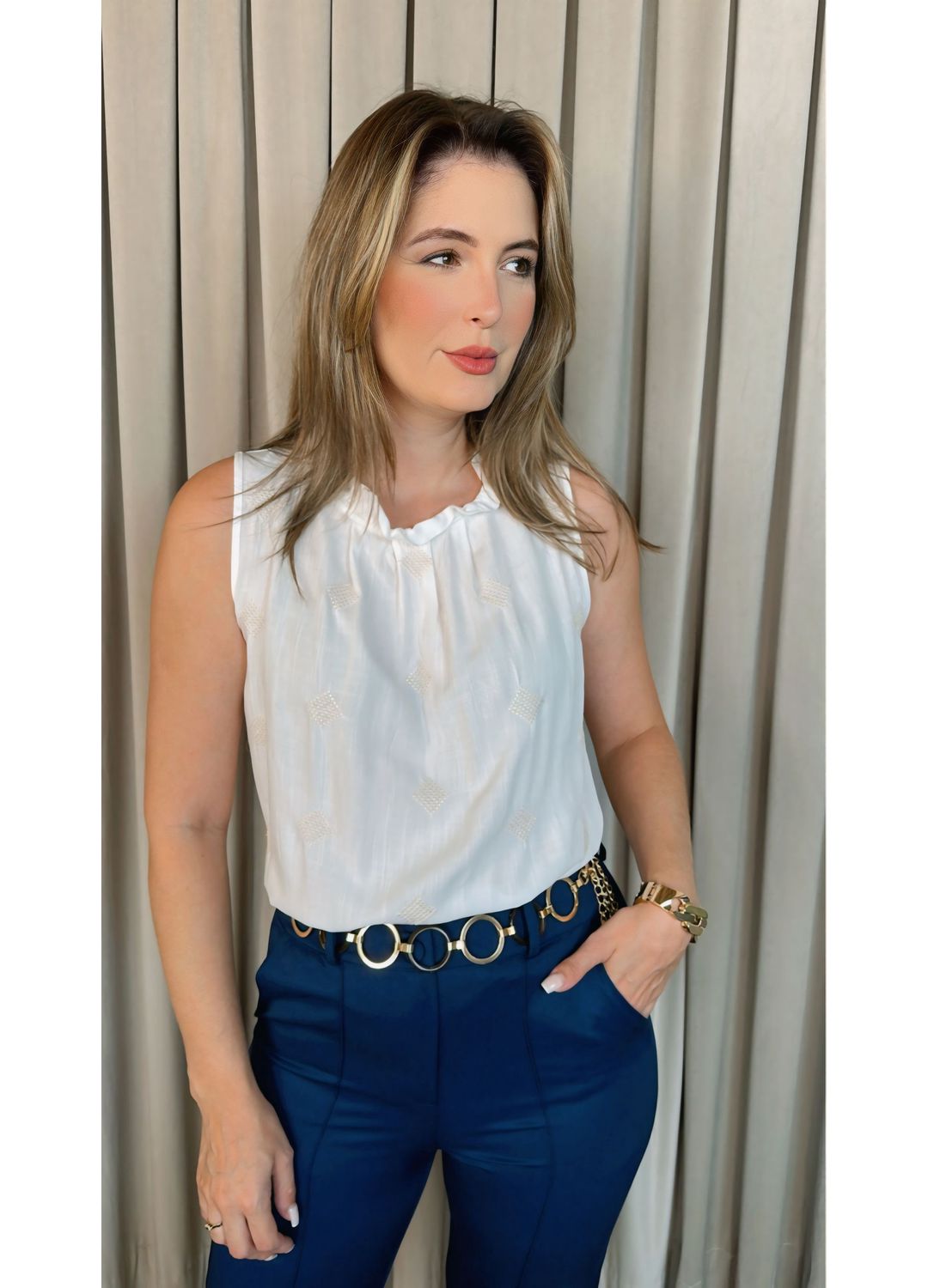 Blusa Feminina Delicada Bordada - B... - D'Menina