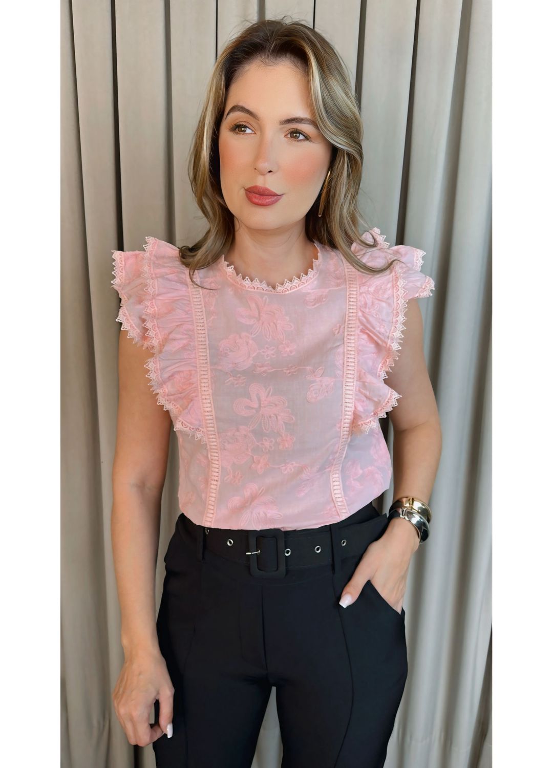 Blusa Feminina Delicada Bordada - R... - D'Menina