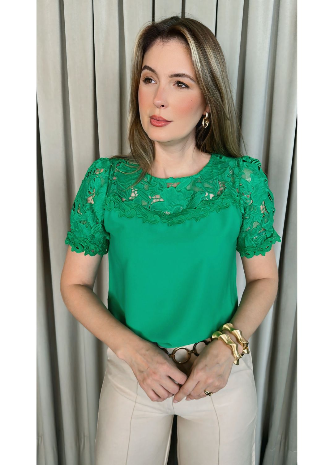 Blusa Feminina Delicada Guipir - Ve... - D'Menina