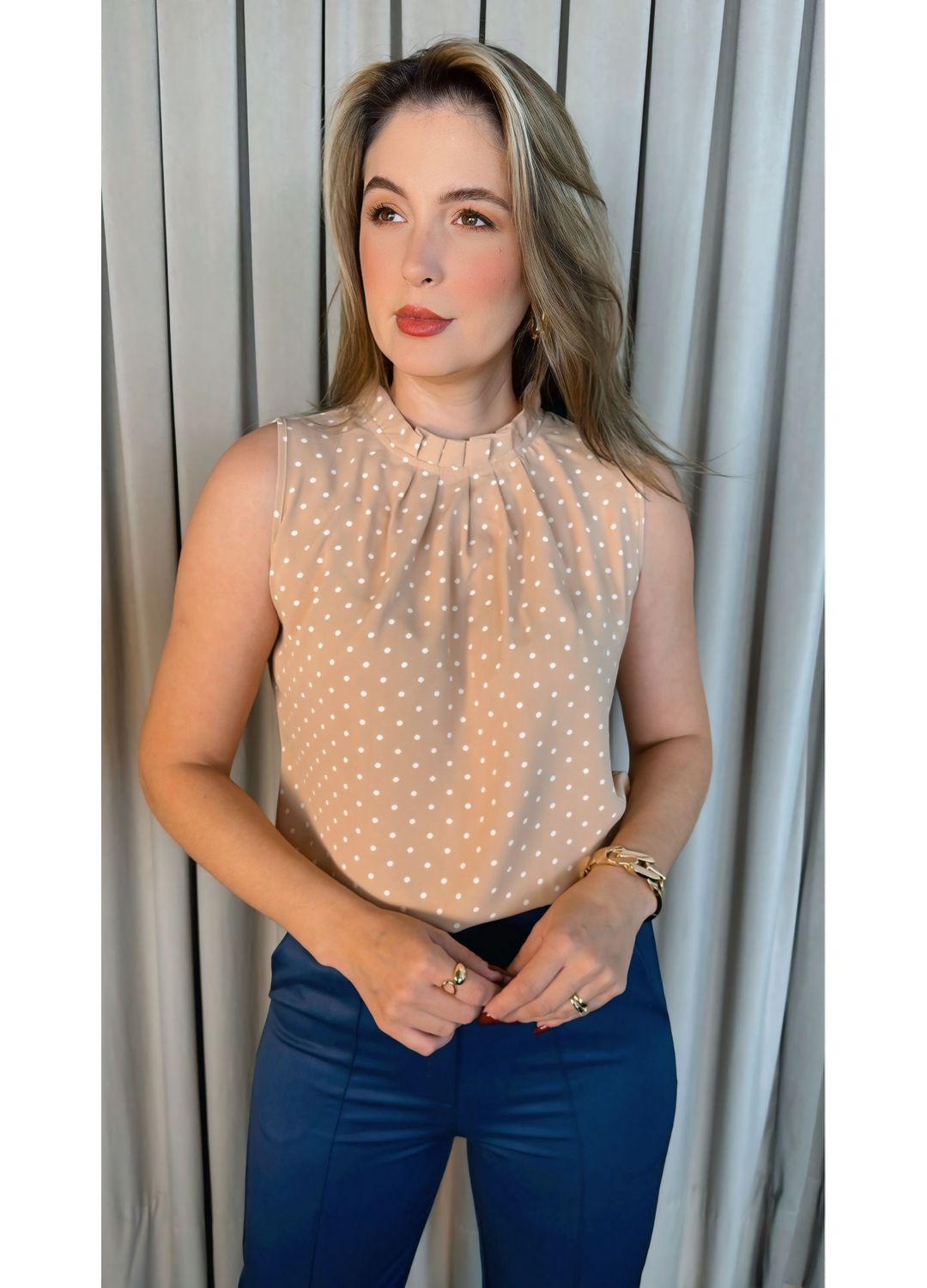Blusa Feminina Clasica Em Poa Delic... - D'Menina