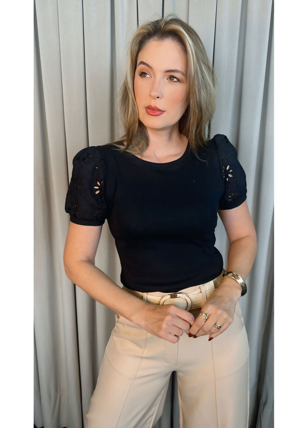 T-shirt Feminina Com Detalhe Na Man... - D'Menina