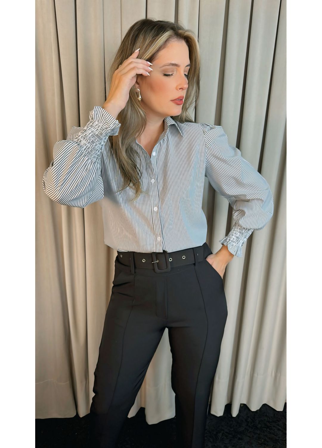 Camisa Feminina Manga Longa Listrad... - D'Menina