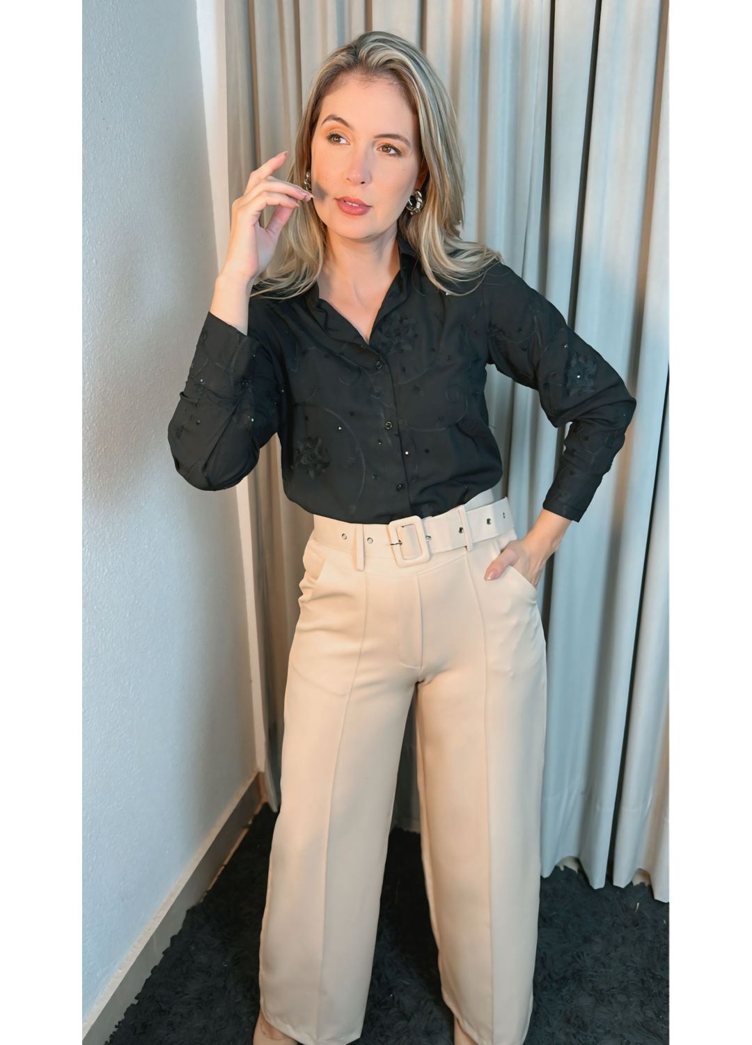 Camisa Feminina Bordada Manga Longa... - D'Menina