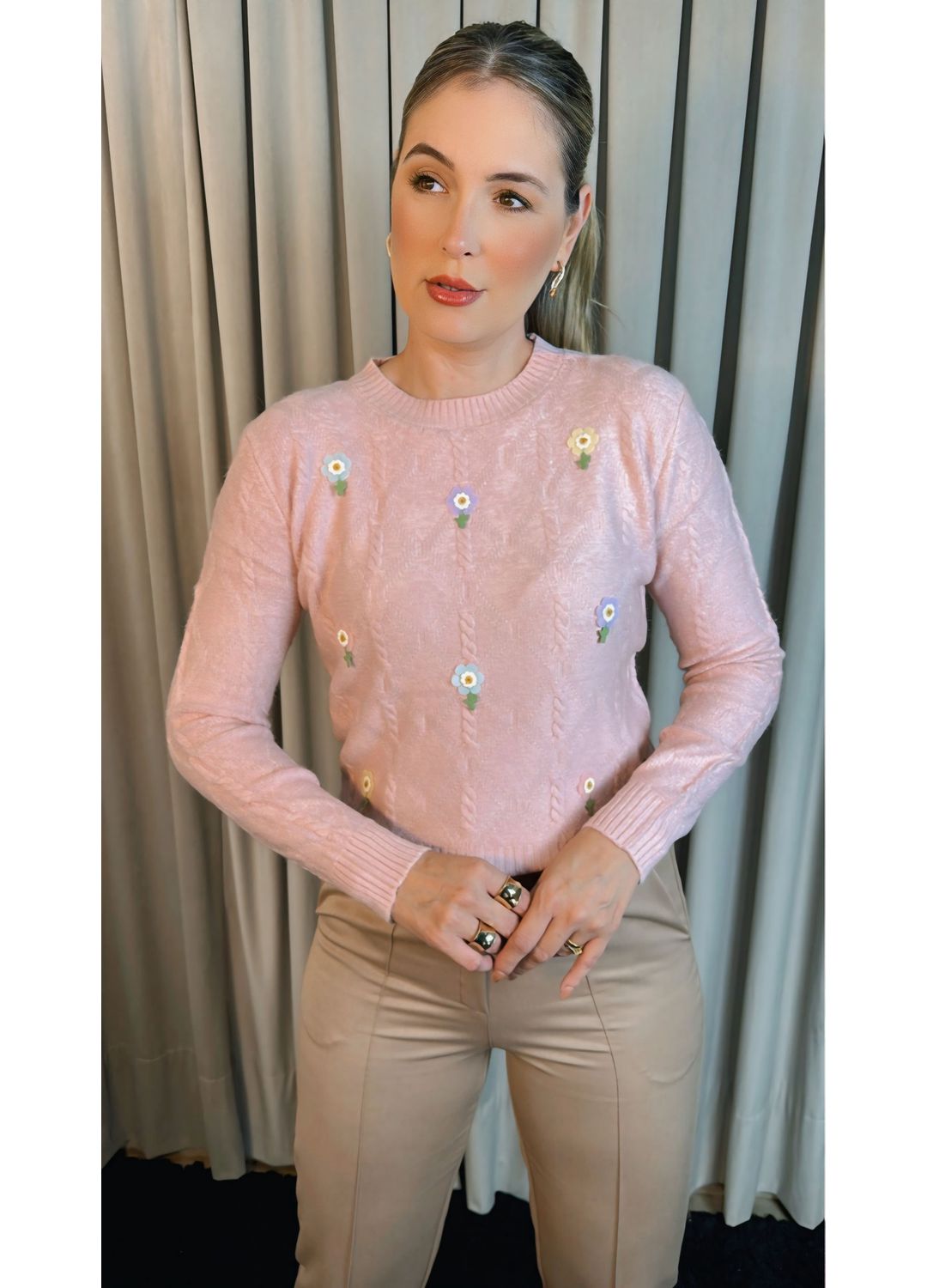 Blusa Feminina Em Tricô Com Aplicaç... - D'Menina