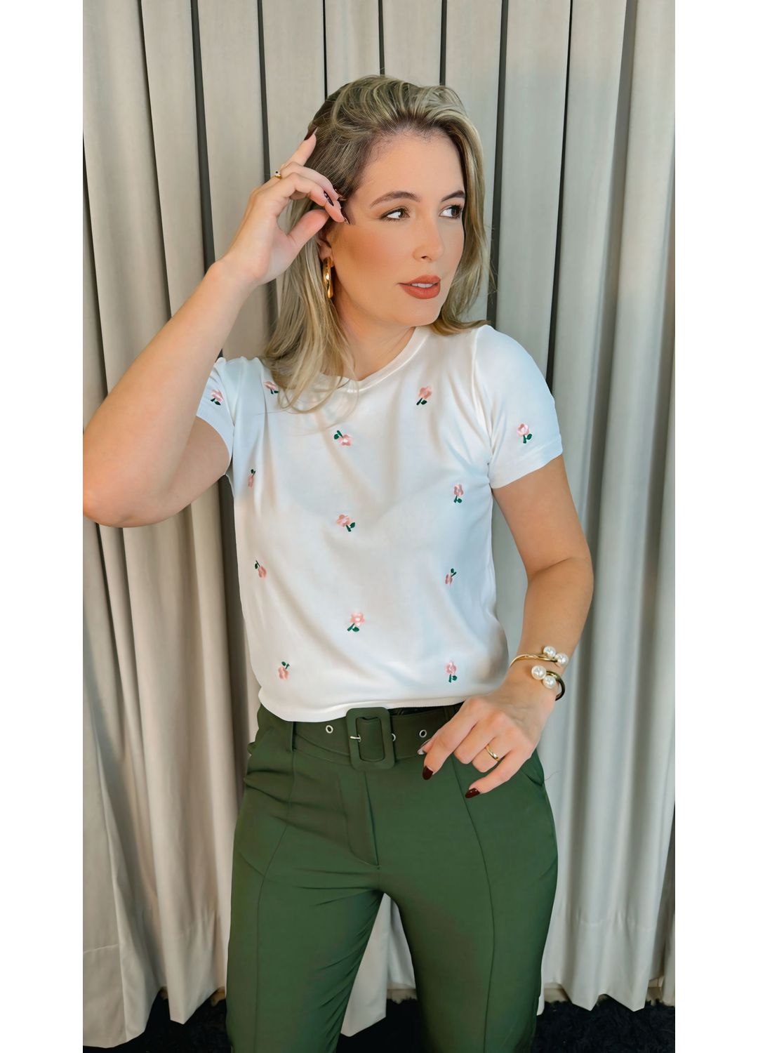 T-shirt Em Trico Bordada - Branco -... - D'Menina