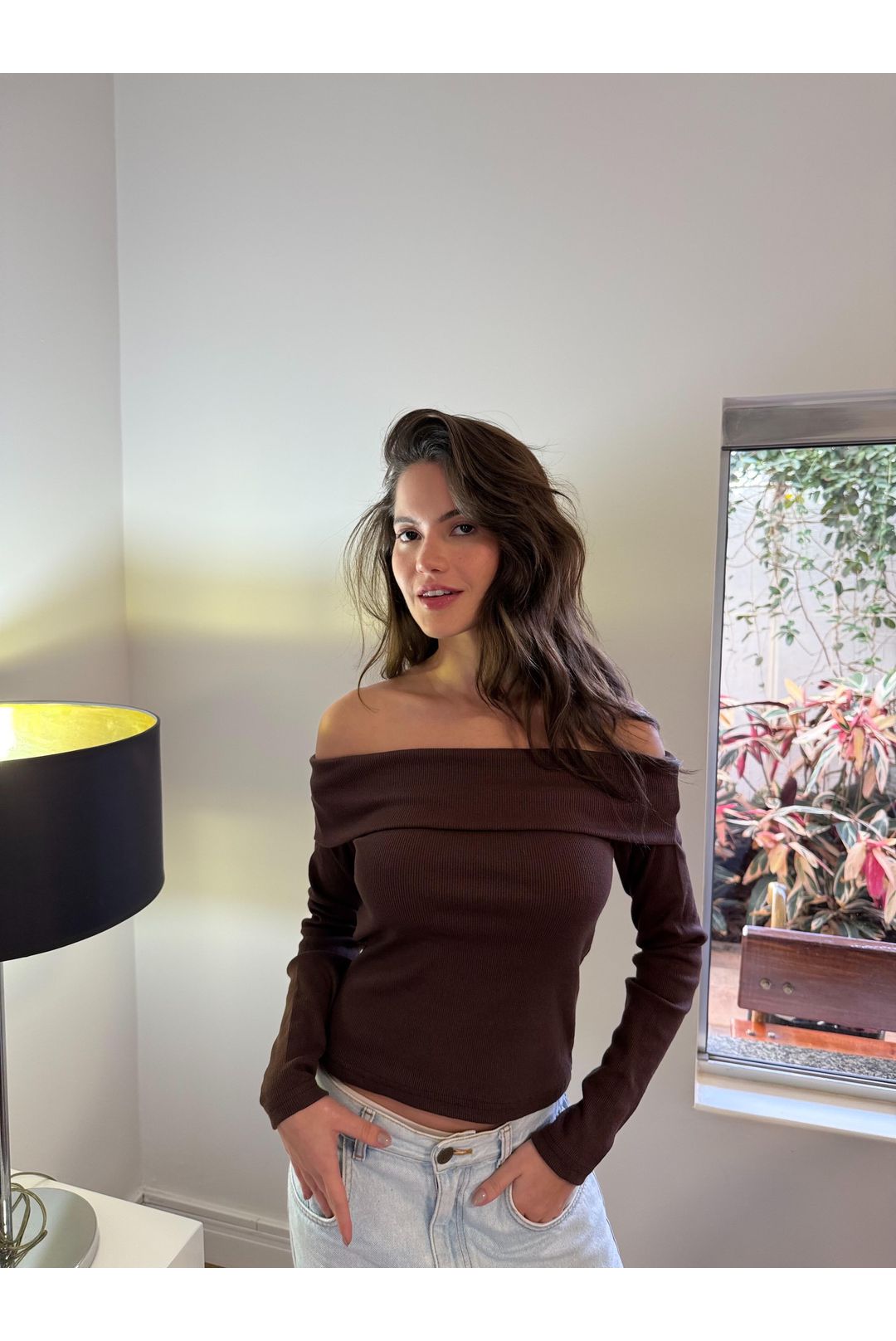 BLUSA OMBRO A OMBRO AMÉLIA CHOCOLATE - Milla