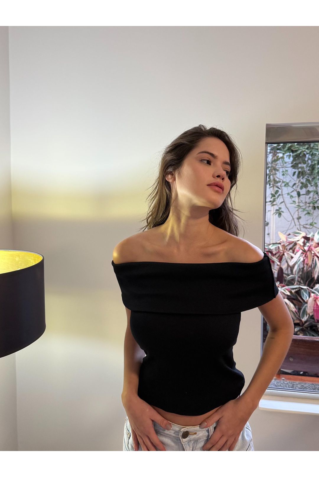 BLUSA OMBRO A OMBRO MAFE PRETA - Milla