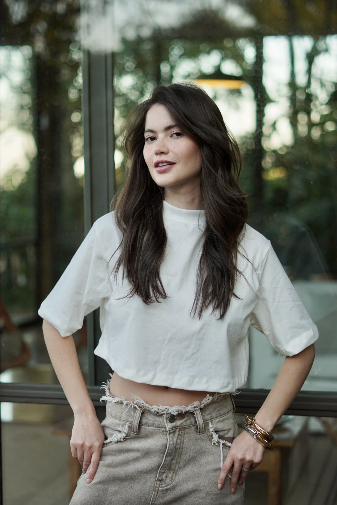 T-SHIRT CROPPED LOUISE BAUNILHA - Milla