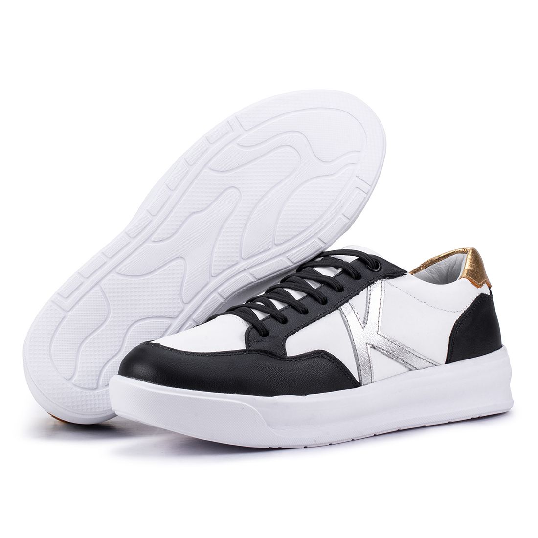 Tênis Feminino Flora Kéffor em Couro Branco Com Recortes Preto
