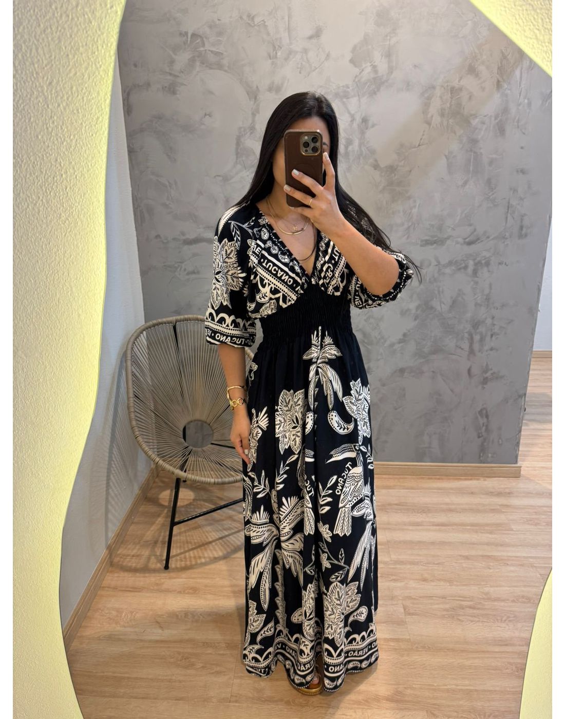 VESTIDO PRETO TUCANO