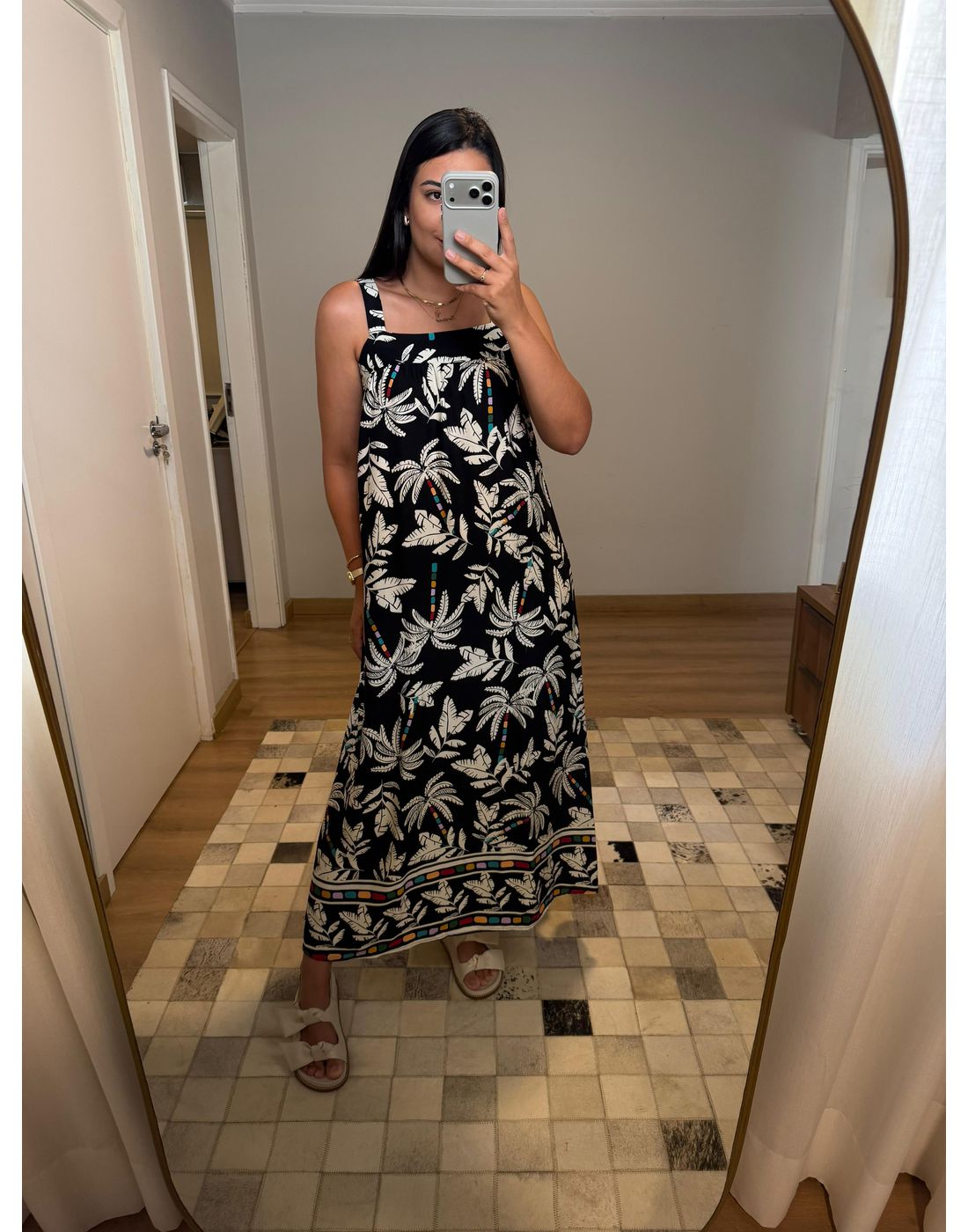 VESTIDO LADY ESTAMPADO FUNDO PRETO