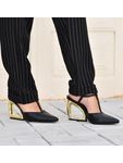MULE SALTO CROMADO PRETO