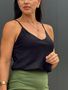Blusa Alça Fina em Viscose Alice Preto
