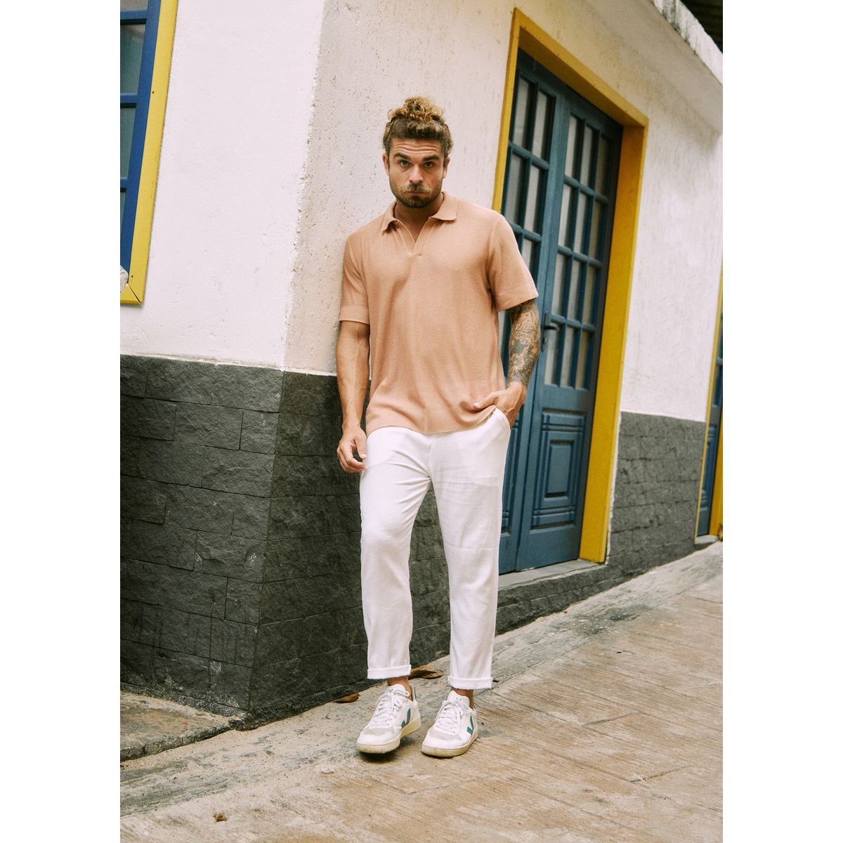 Calca de linho off new arrivals white