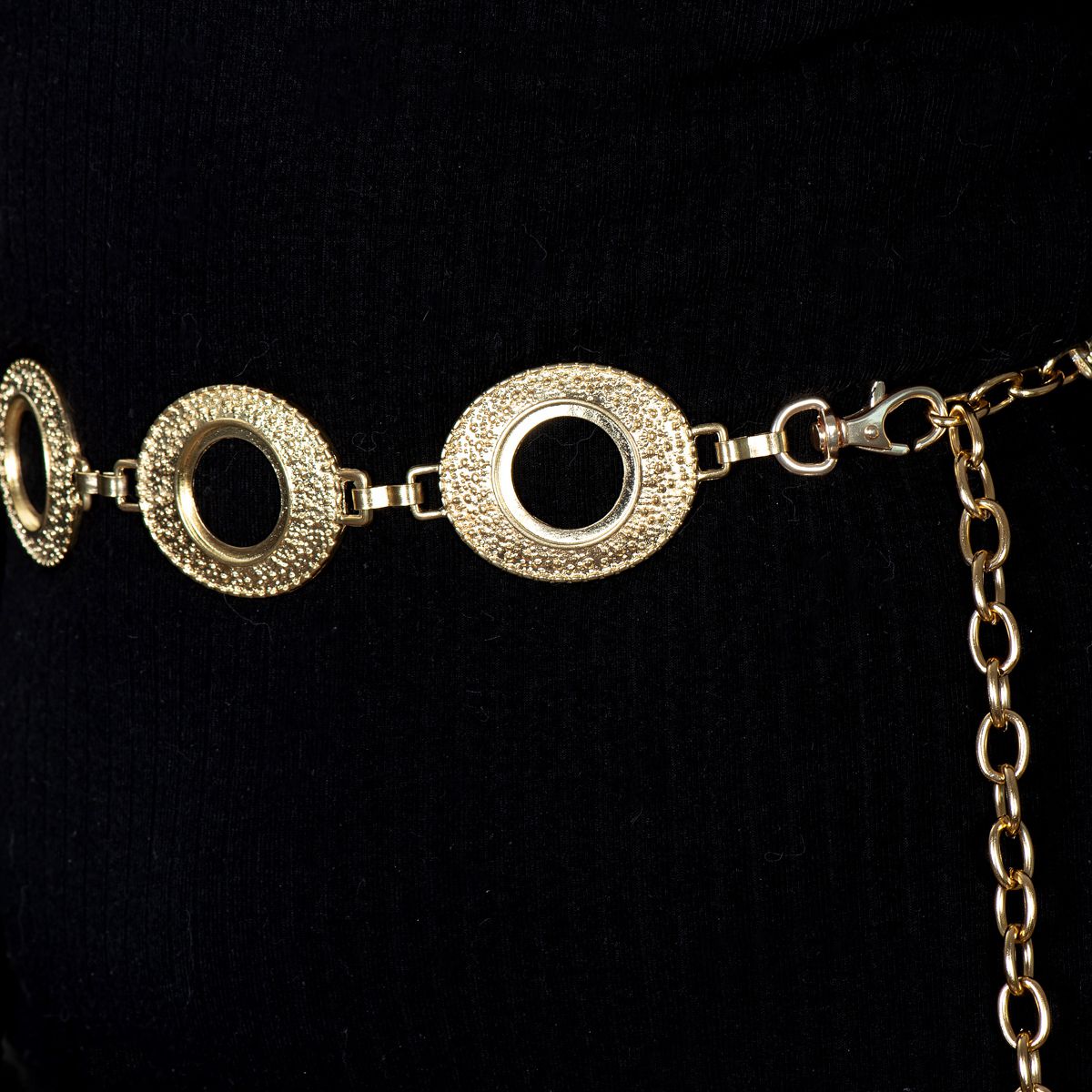 Cinto de Metal Lua com Corrente Dourado - CINTOME... - CLUB 21 COUNTRY