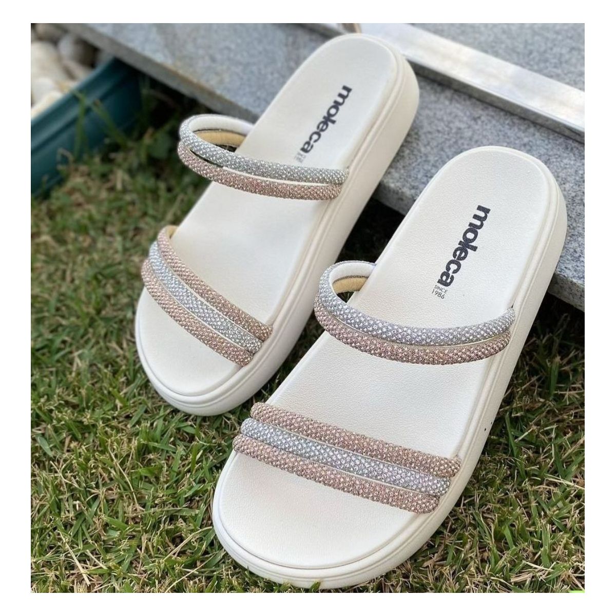 Tamanco Sandália Feminino Moleca Off white Strass - Fátima Modas