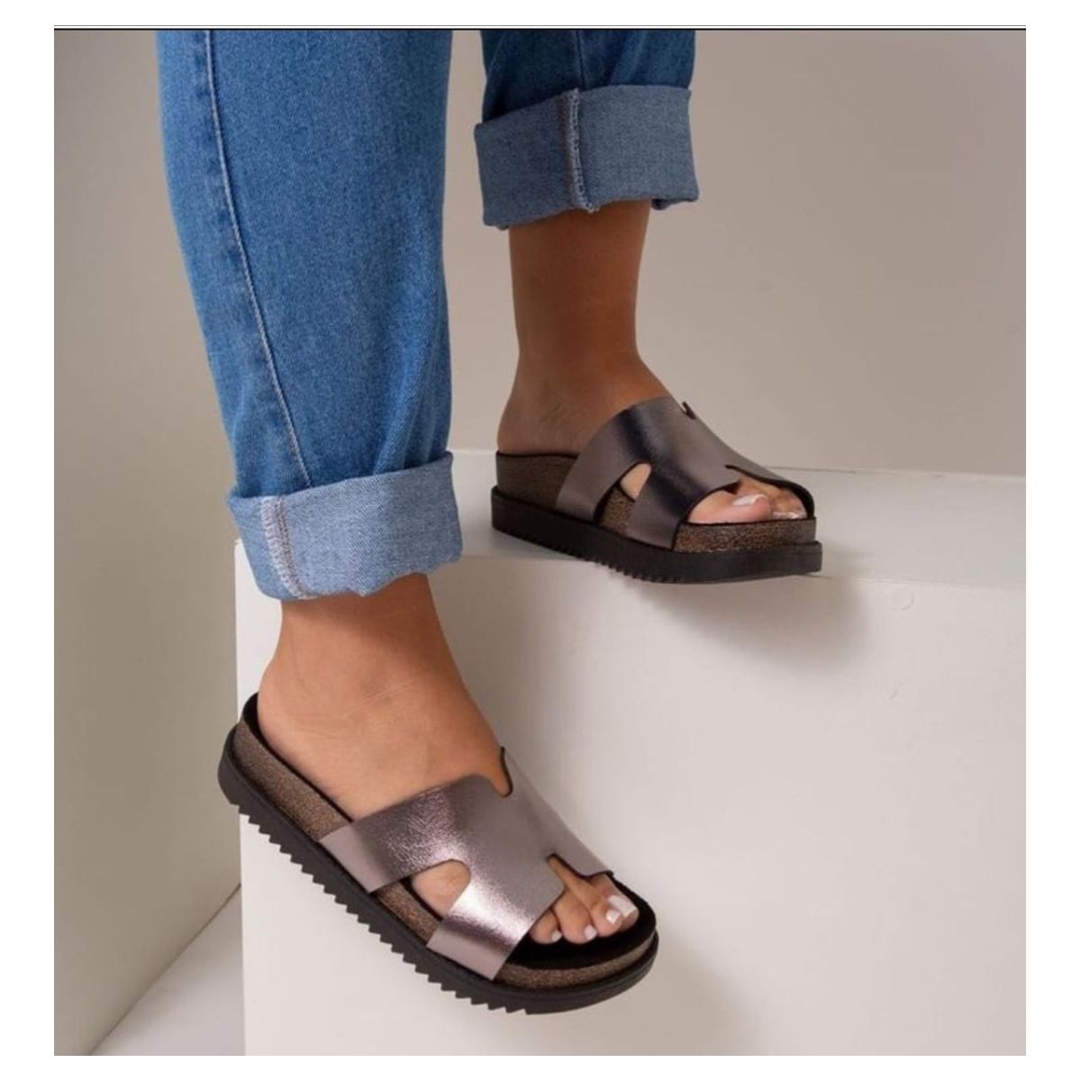 Tamanco Feminino Moleca Flatform Tratorado Grafite - Fátima Modas