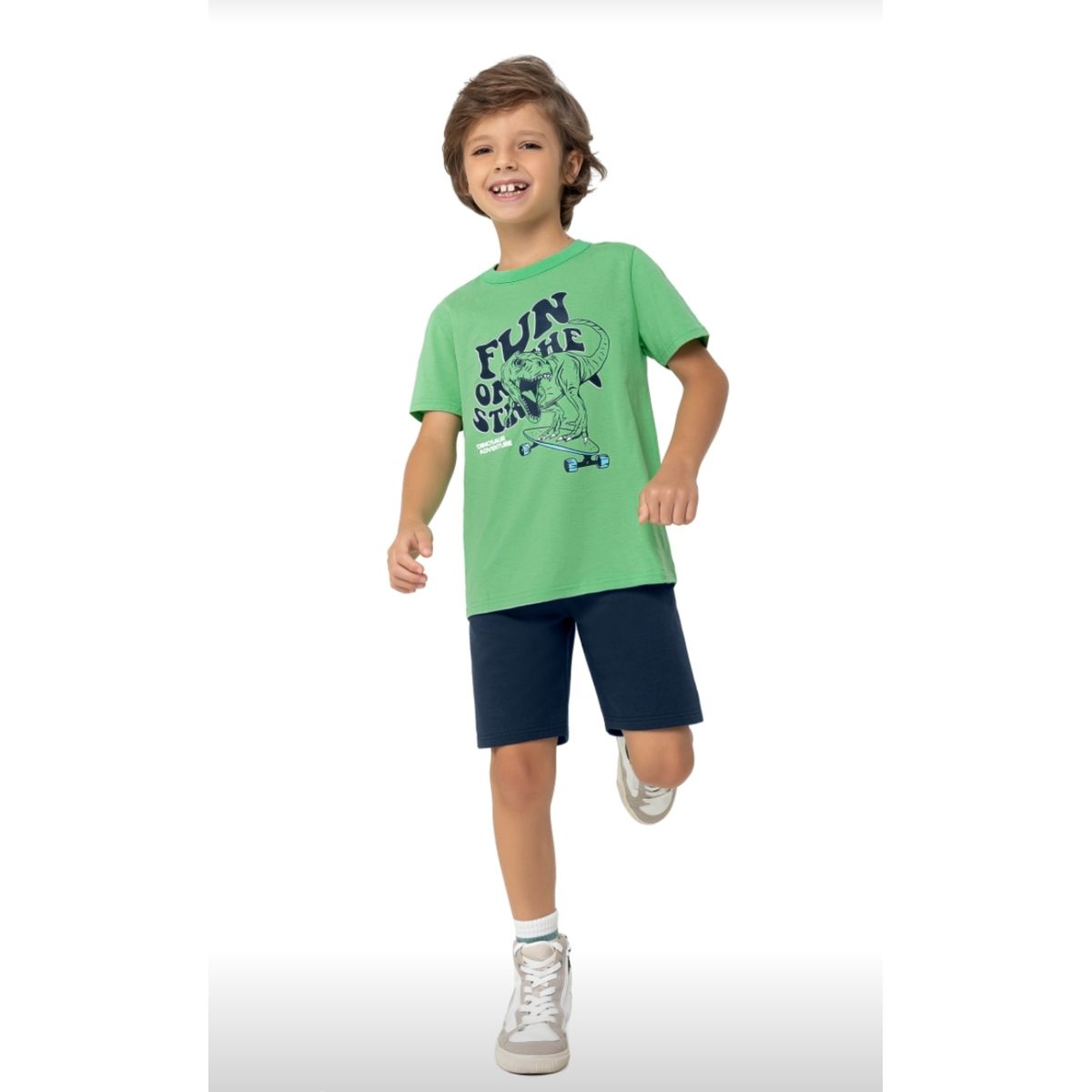 Conjunto Infantil Camiseta e Bermuda Moletinho Mal... - Fátima Modas