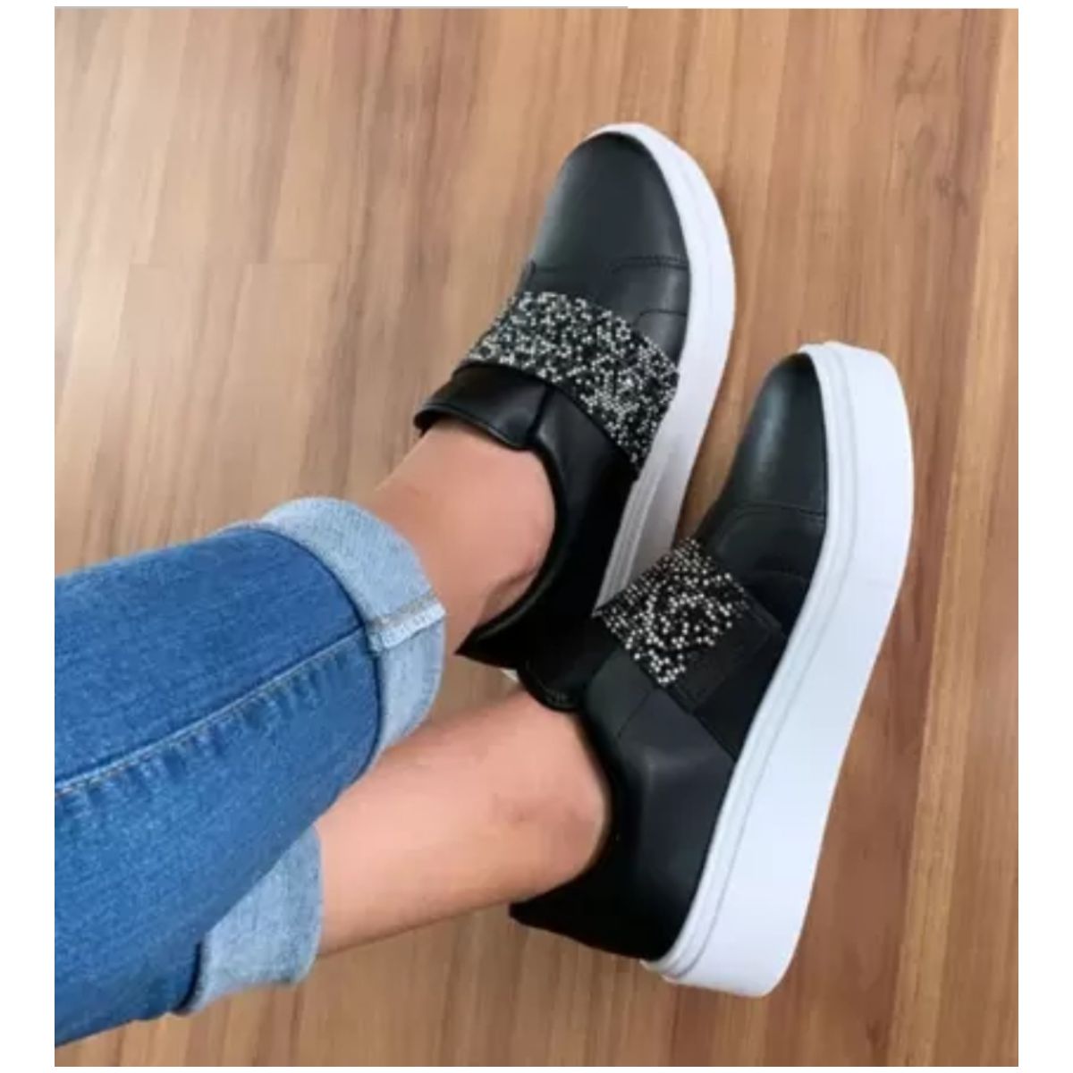 Tênis Casual Slip On Com Strass Vizzano 1339.325 P... - Fátima Modas
