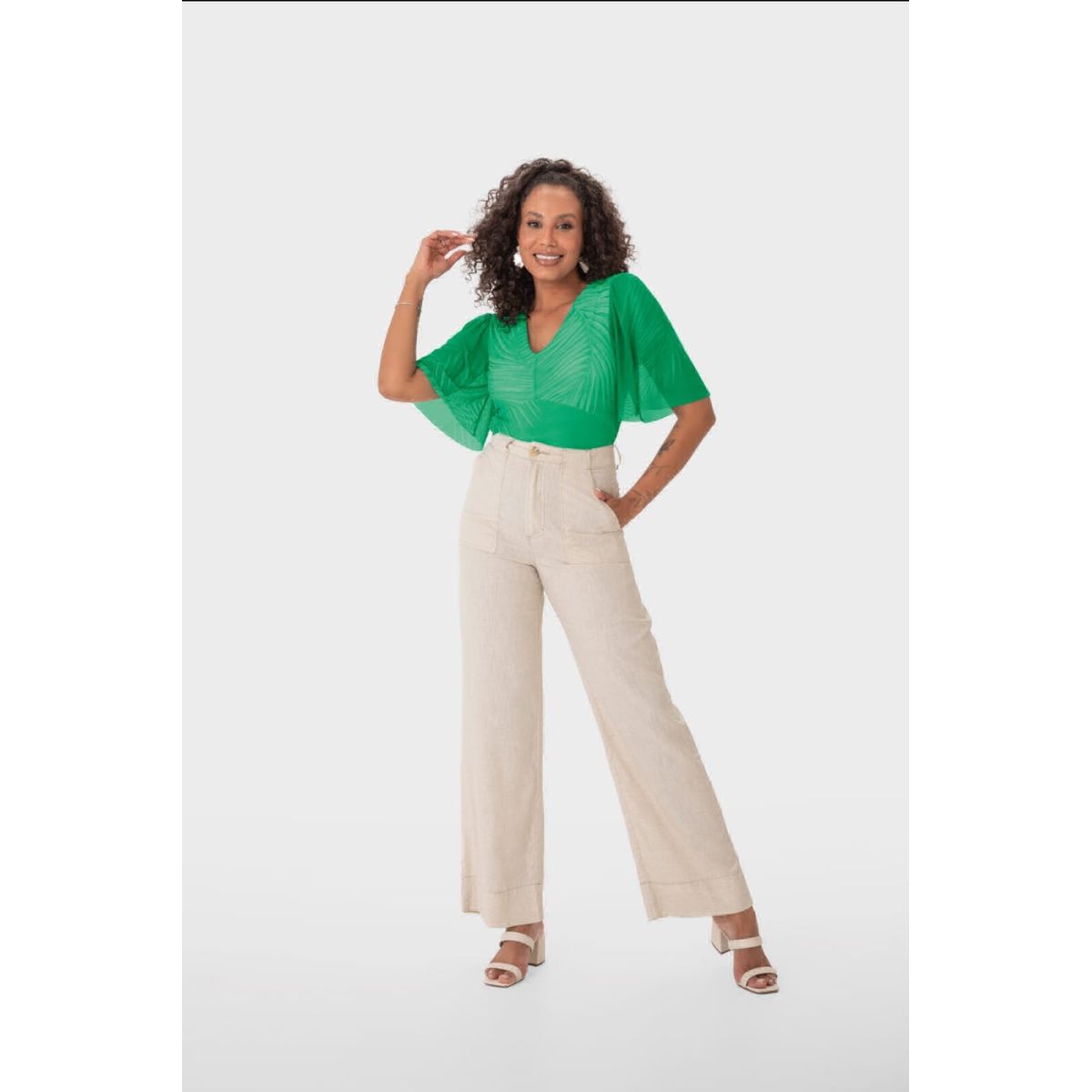 Blusa Cropped Feminina Estampada Decote V Em Tule ... - Fátima Modas