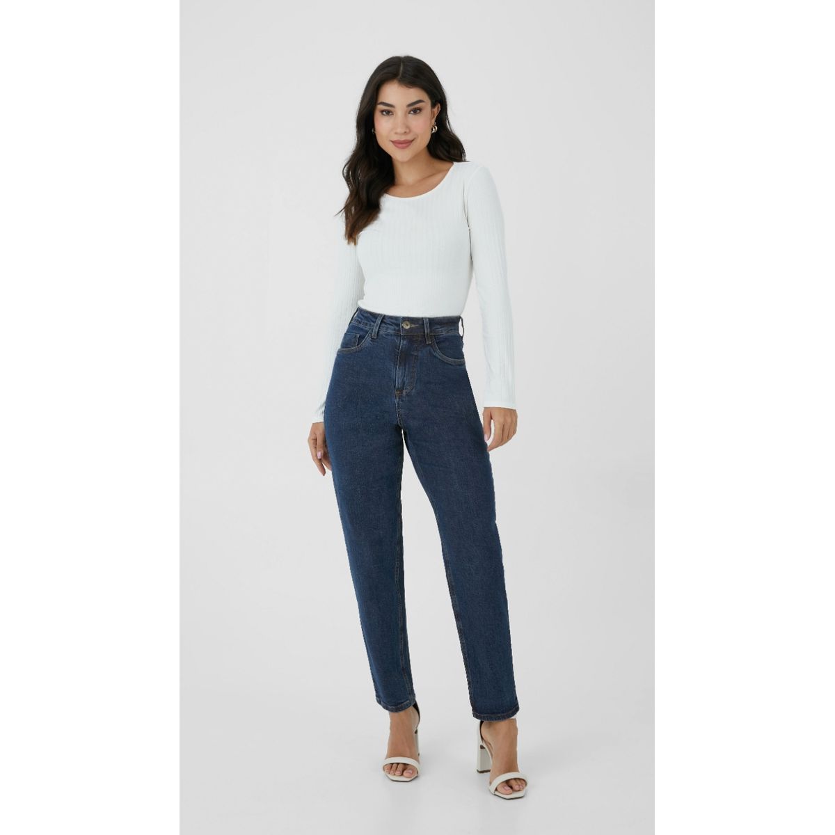 Calça Feminina Mom Bolso Funcional Em Jeans Com El... - Fátima Modas