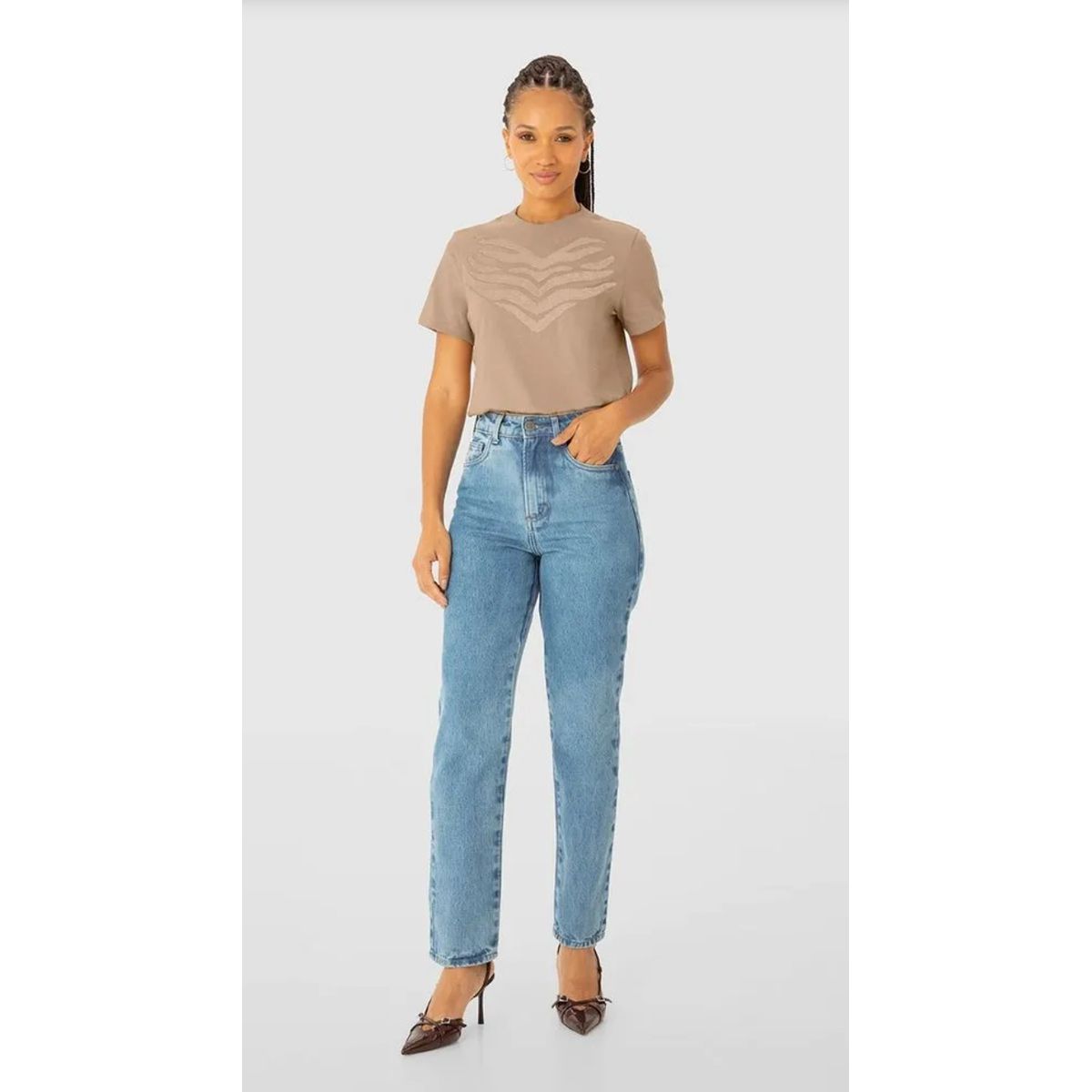 T-Shirt Feminina Slim Estampa Desenho Orgânico Em ... - Fátima Modas