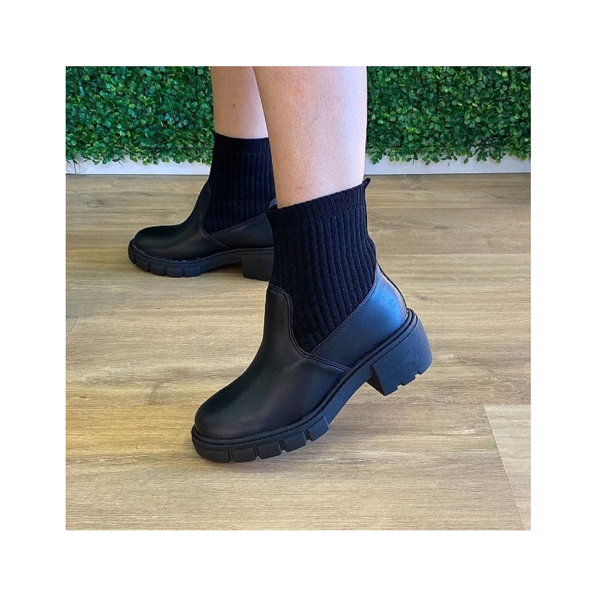Bota Beira Rio Preto 9077205 - Fátima Modas