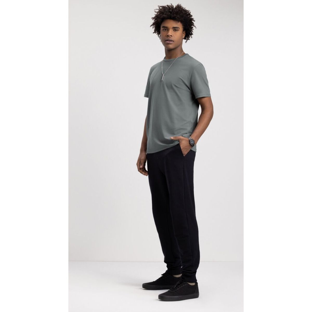 Calça Slim Em Moletom De Algodão Com Bolsos E Cada... - Fátima Modas