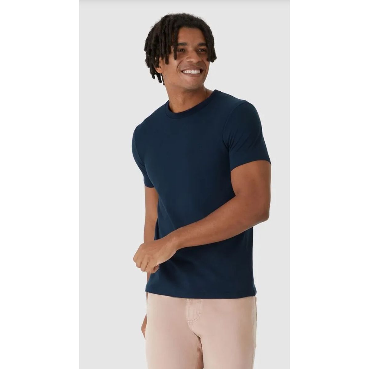 Camiseta Básica Masculina Bordado Peitoral Em Algo... - Fátima Modas