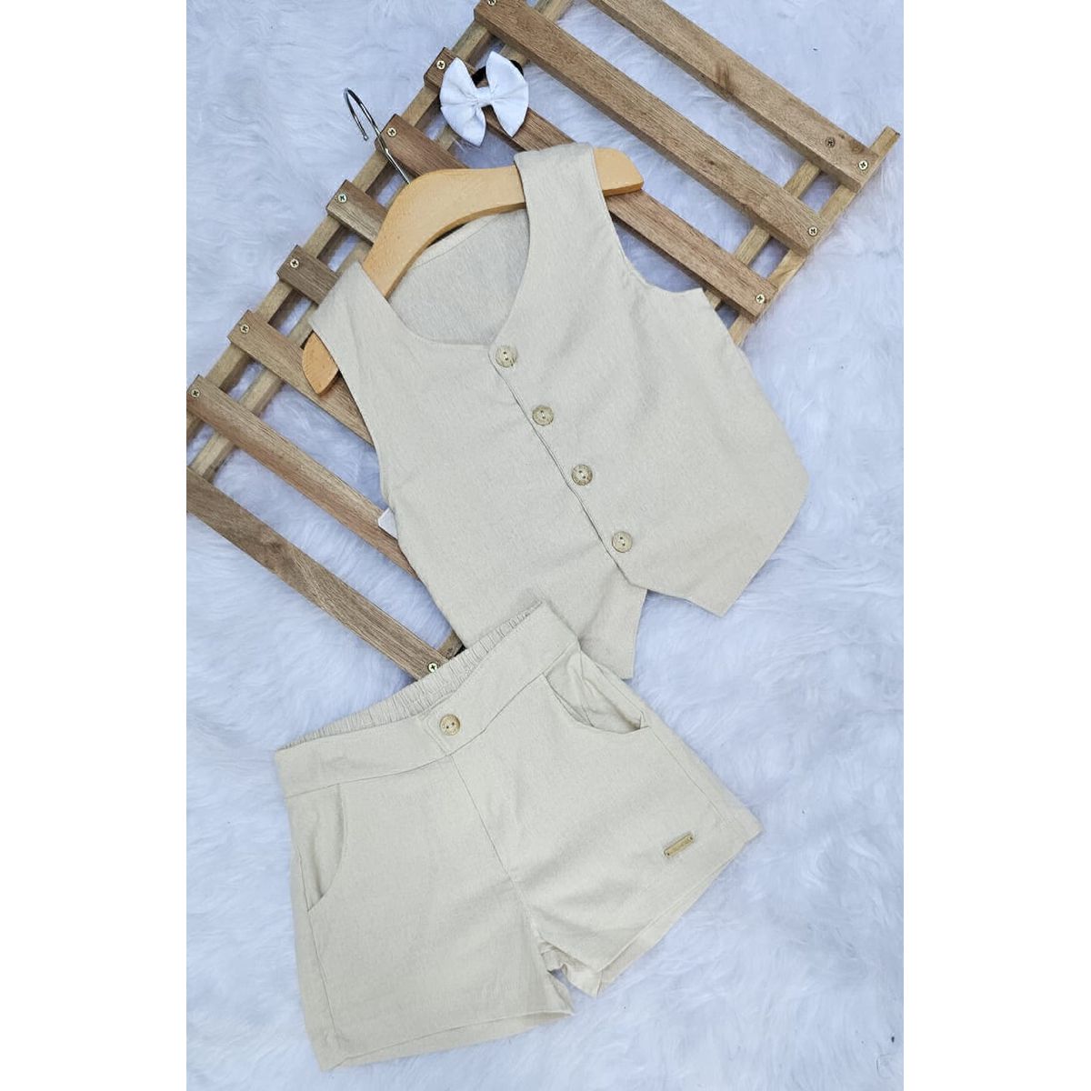 Conjunto em Linho Colete e Shorts Infantil Menina - Fátima Modas