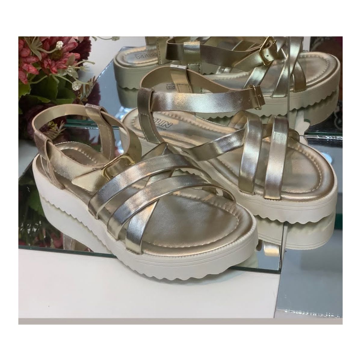 Papete Infantil Klin Lola - DOURADO - Fátima Modas