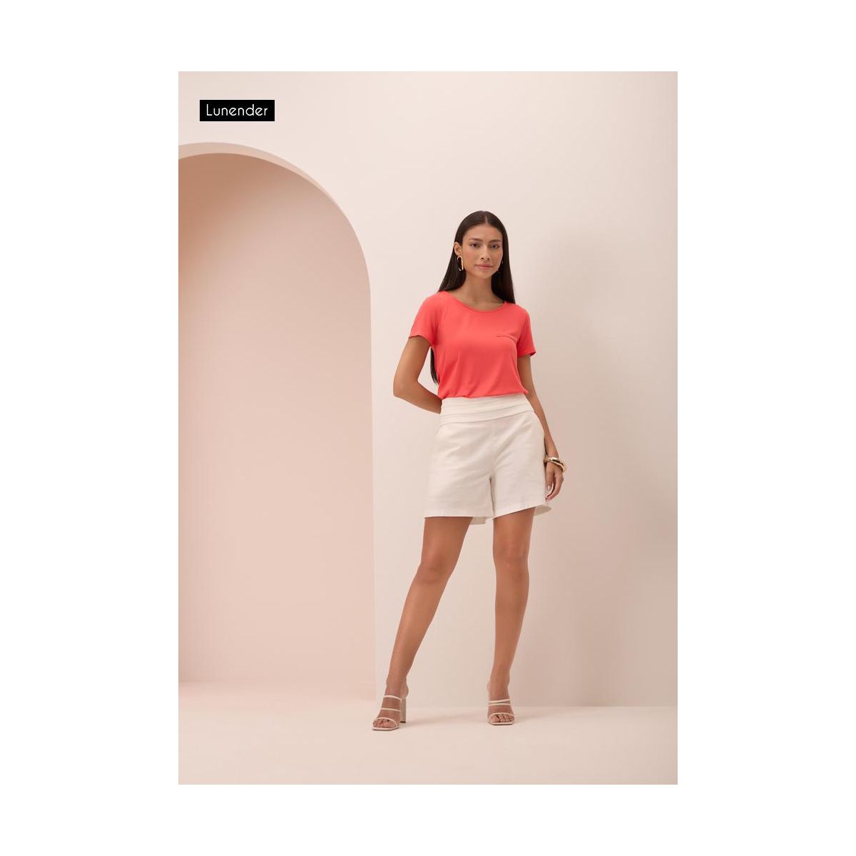 Blusa De Mangas Curtas Em Malha Lisa Com Detalhe F... - Fátima Modas