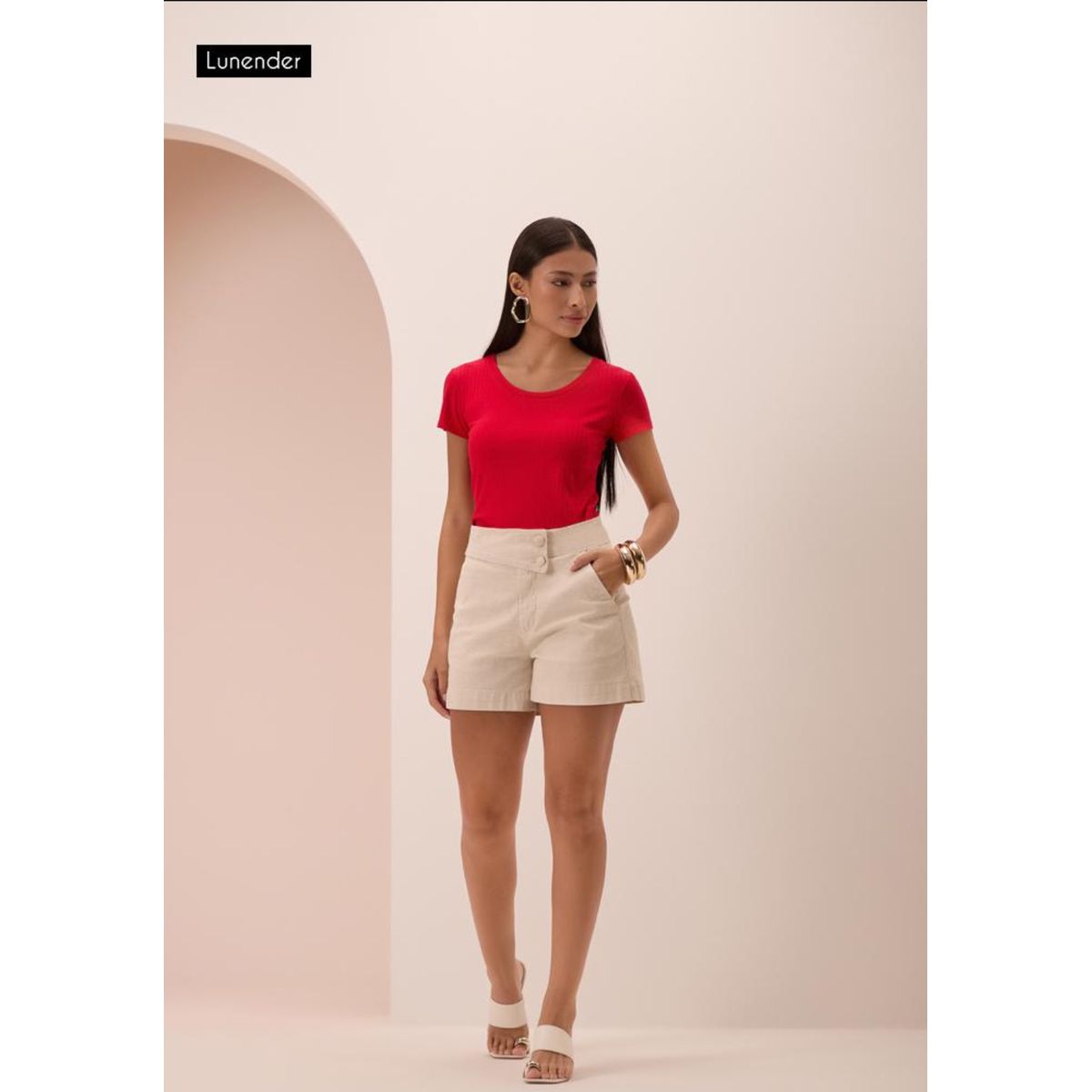 Blusa Em Malha Canelada Com Mangas Curtas E Decote... - Fátima Modas