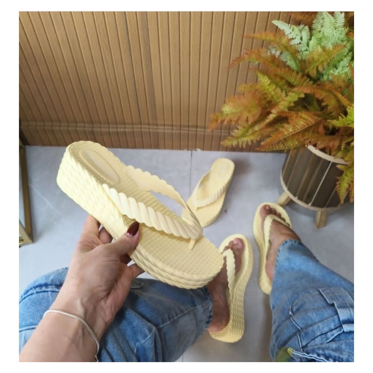 SANDALIA FEM BEIRA RIO DESPOJADA E ACONCHEGANTE 85... - Fátima Modas