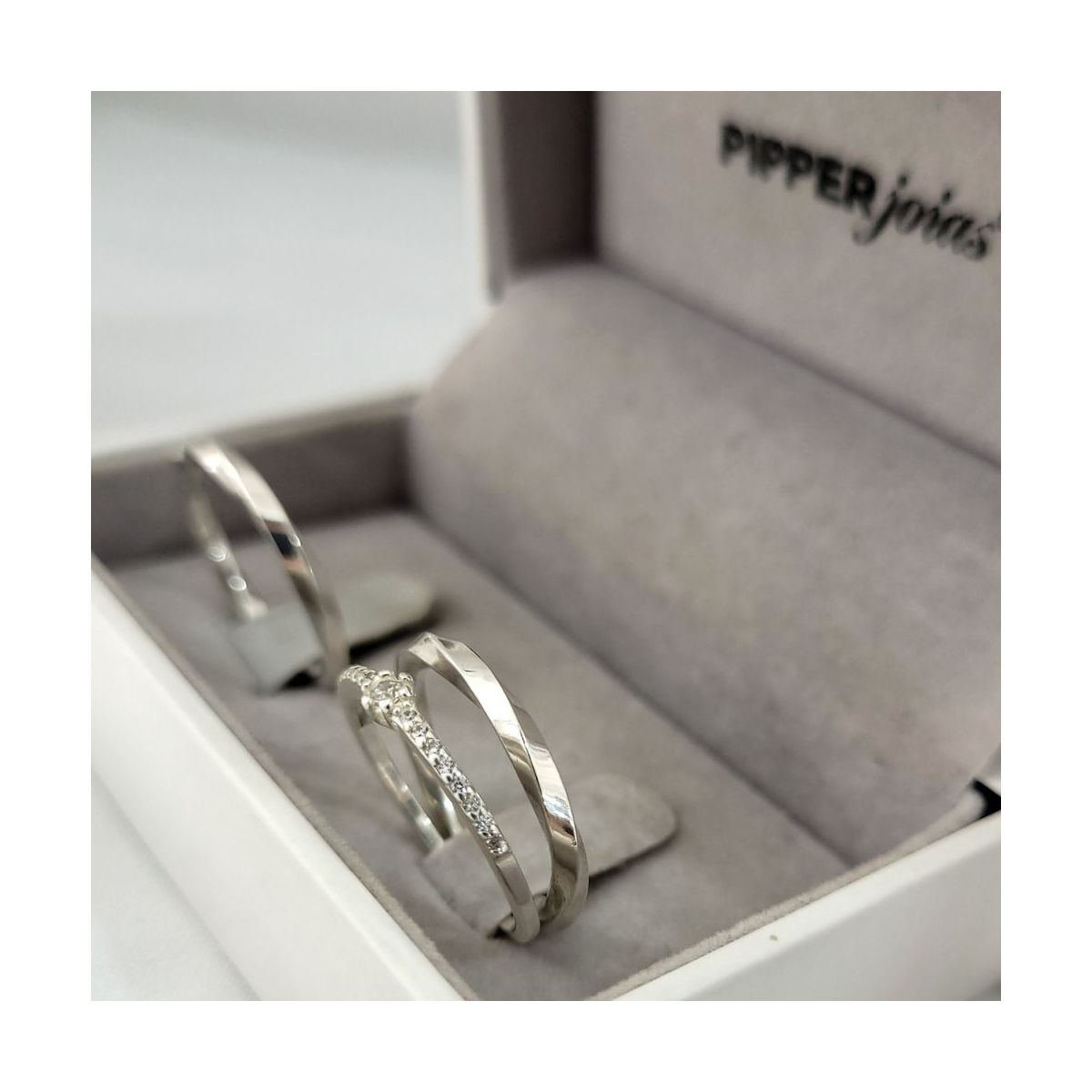 Par de Aliança de Namoro + Ane... - PIPPER JOIAS