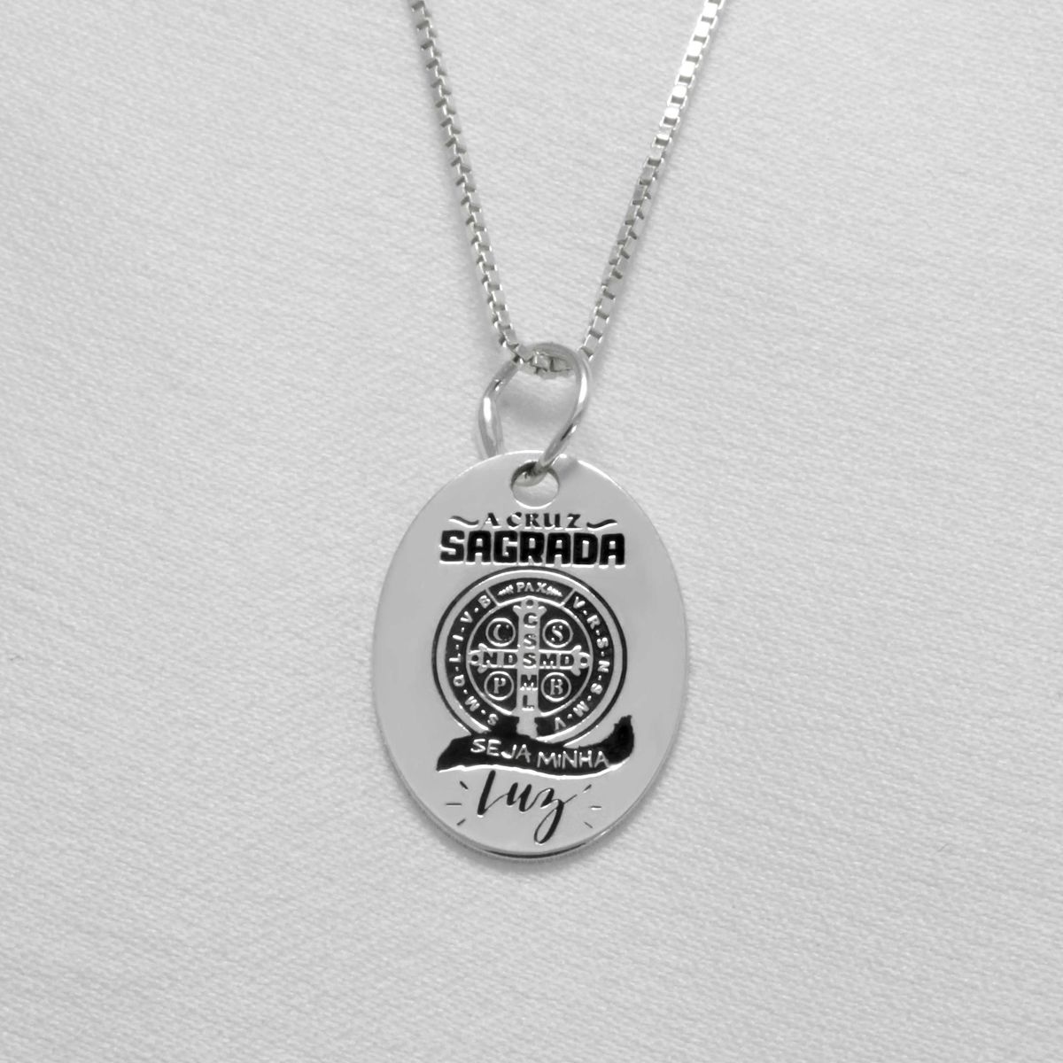 Pingente Oval São Bento em Prata 995 - Pingente Ov... - PIPPER JOIAS
