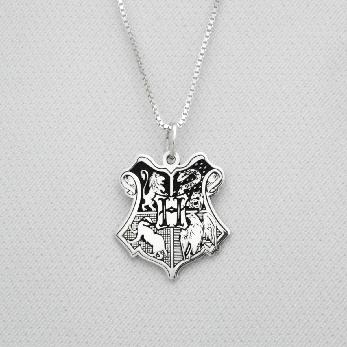 Pingente Em Prata 995 Casa Hogwarts Harry Potter -... - PIPPER JOIAS