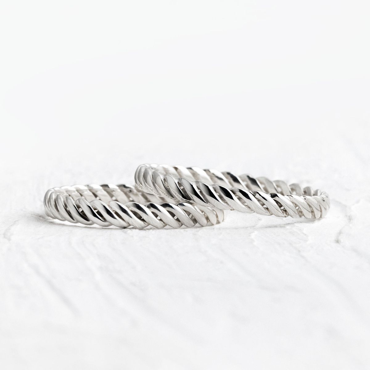 Aliança de Namoro em Prata esterlina 3mm Trançado Freya - Par - Rosê & Co.