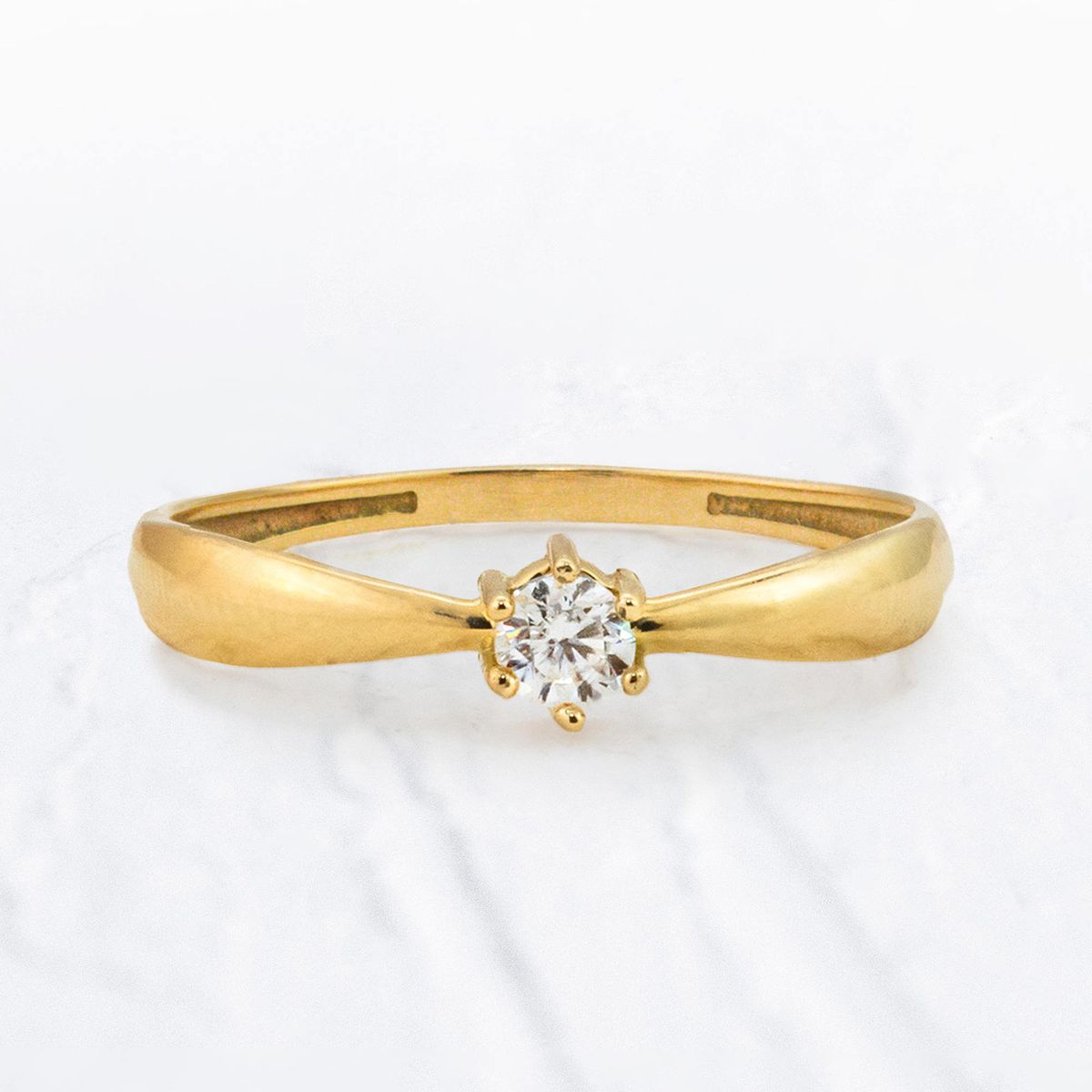 Anel de Noivado em Ouro Solitário Zelda - Rosê & Co.