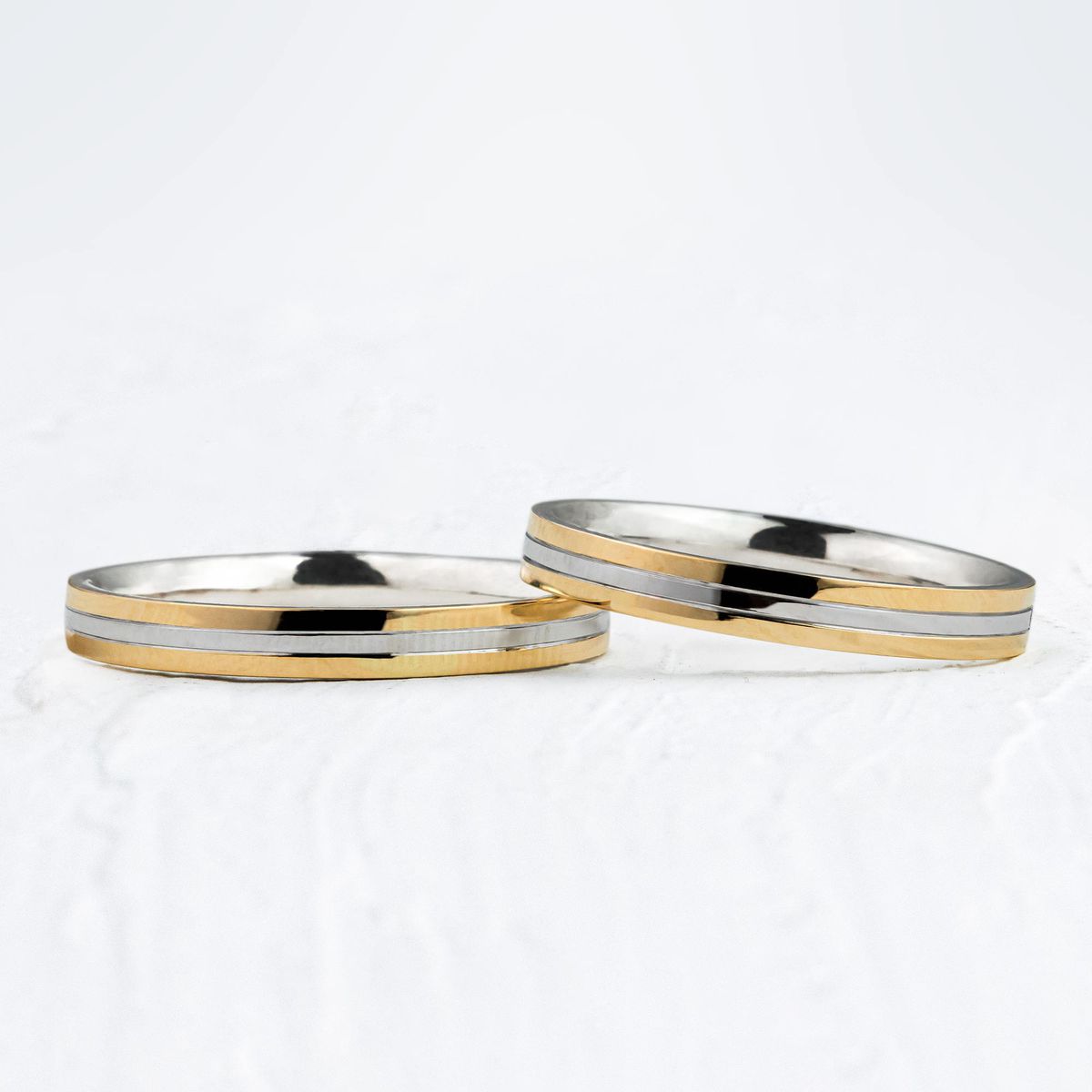 Aliança de Casamento Revestida em Ouro 4mm Napoli - Par - Rosê & Co.